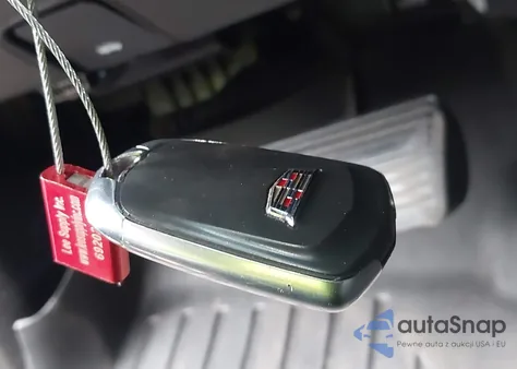 2018 Cadillac Escalade Esv Standard from USA, damaged, VIN 1GYS4GKJ0JR174301